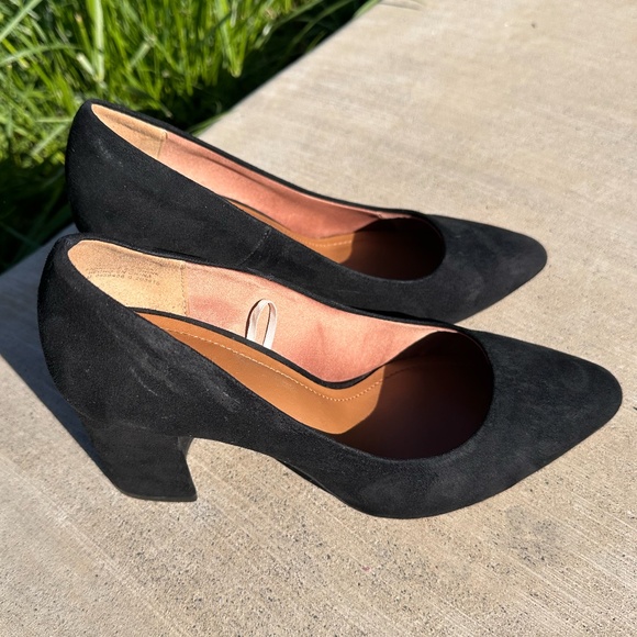 H&M Suede Block Heel - Picture 2 of 8